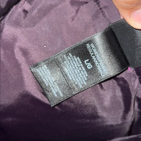 THE NORTH FACE Purple Metallic Down Puffer Vest - Picture 8 of 8
